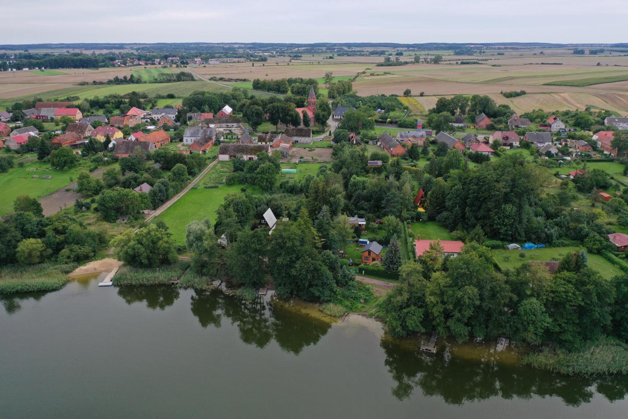Domek Letniskowy Drewniany Nad Jeziorem Strzeszowskim Nowy Esterno foto